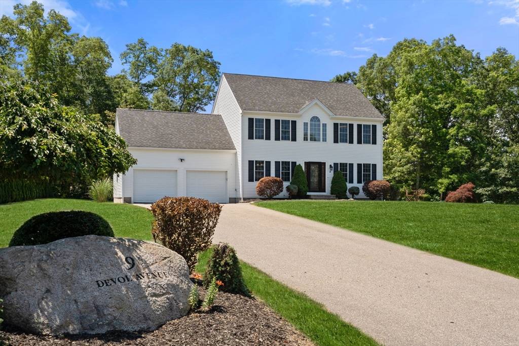 9 Devol Ave, Westport, MA 02790