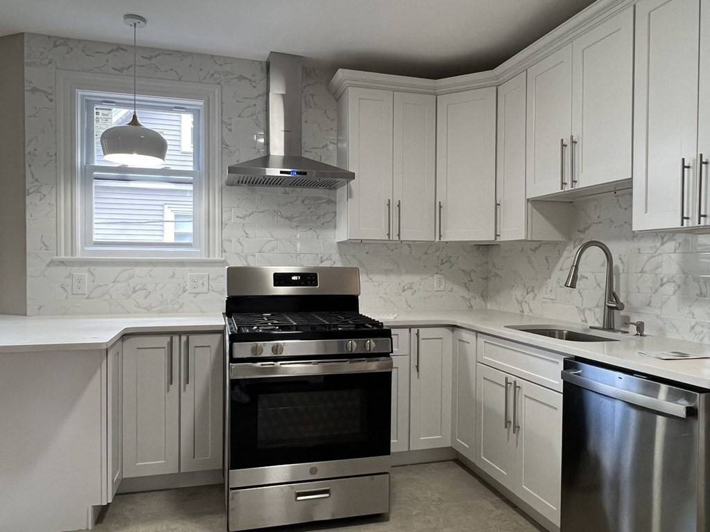 39 Rawson Rd #3, Quincy, MA 02170