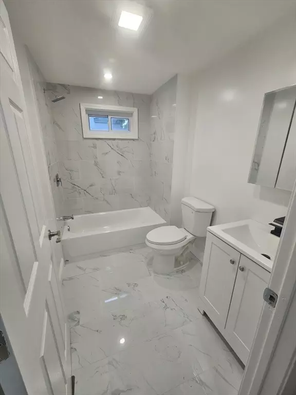 Attleboro, MA 02703,24 Leroy St