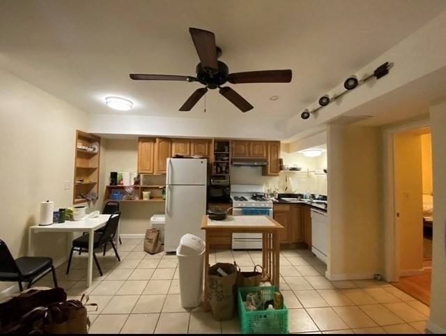3 Wallingford Rd #1, Boston, MA 02135