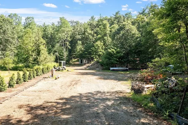 Shirley, MA 01464,111 Squannacook Rd