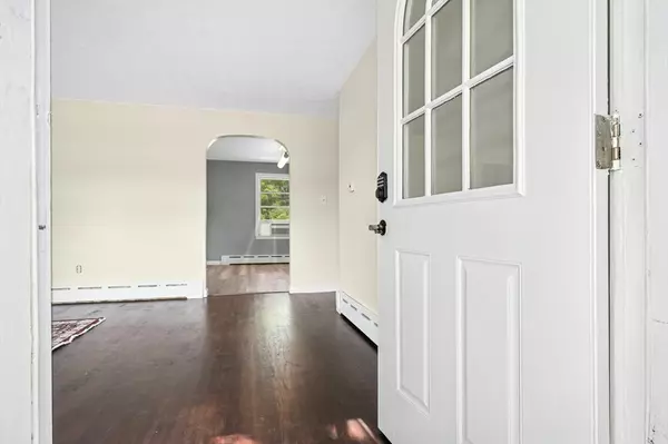 Oxford, MA 01540,7 Millbury Blvd