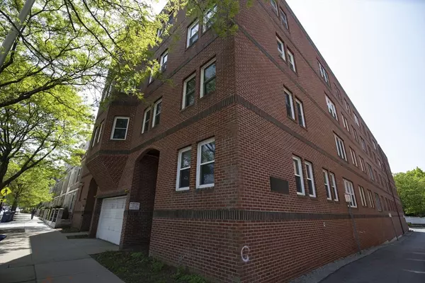 Cambridge, MA 02140,2456 Massachusetts Ave #104