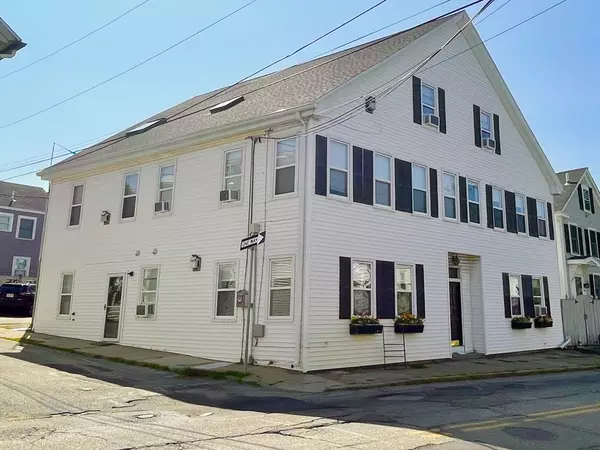 169 Merrimac St #5, Newburyport, MA 01950