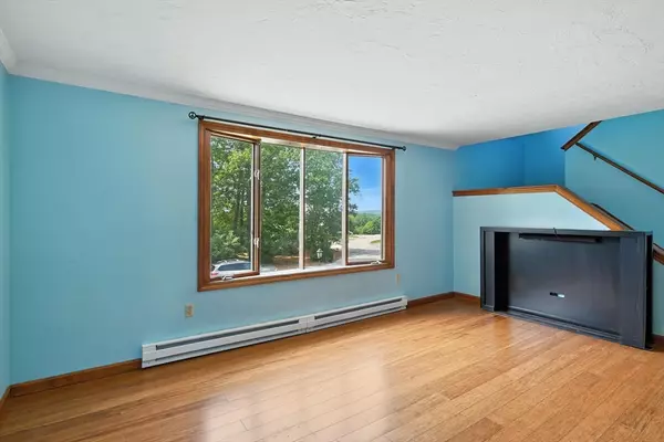 Oxford, MA 01540,30 Plantation Road #30