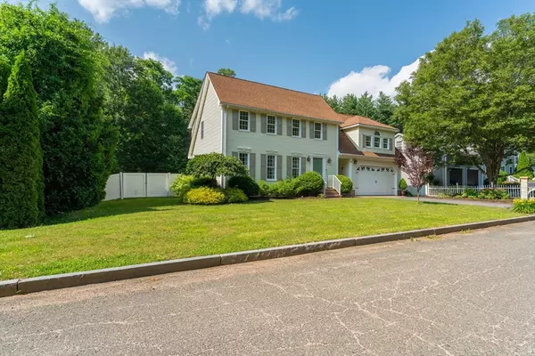 Springfield, MA 01028,38 Cara Ln