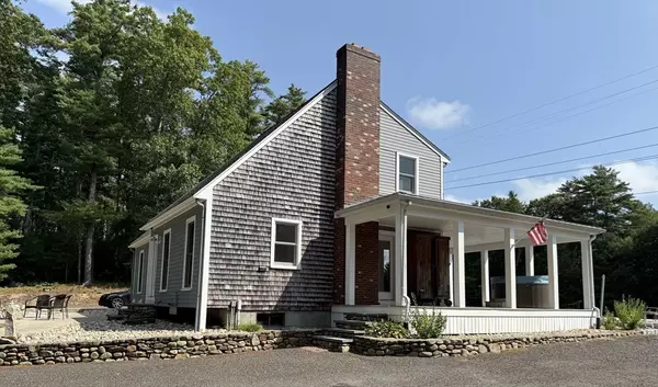 Plympton, MA 02367,20 Spring St