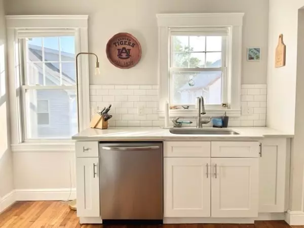 Watertown, MA 02472,11 Prescott Street #2