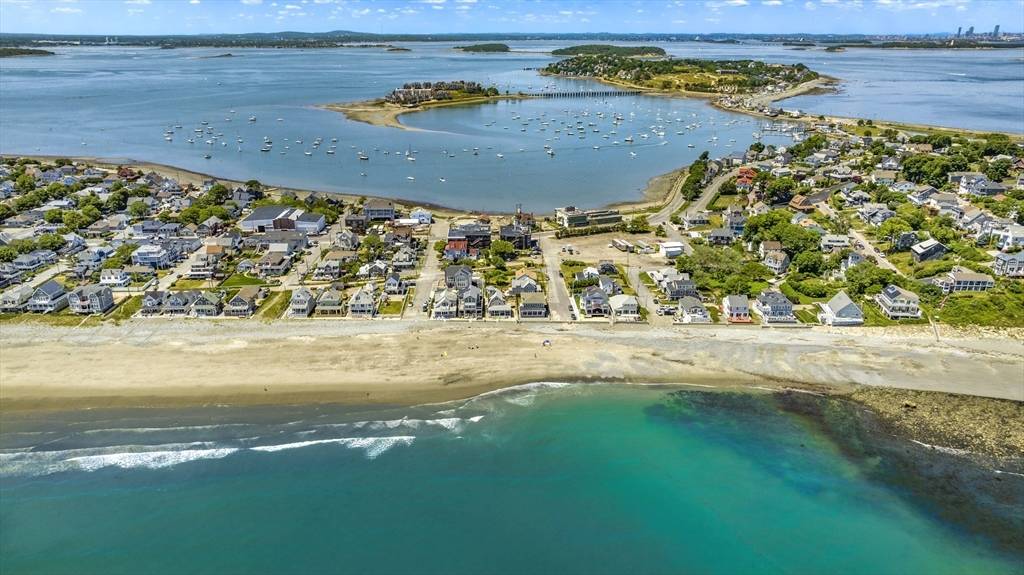 351 Beach Ave, Hull, MA 02045