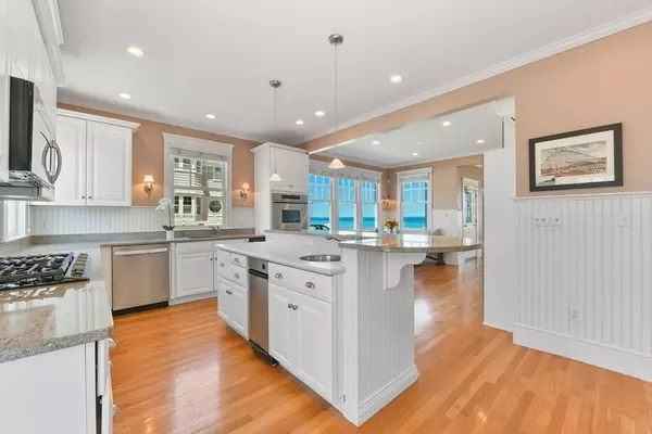 Hull, MA 02045,351 Beach Ave