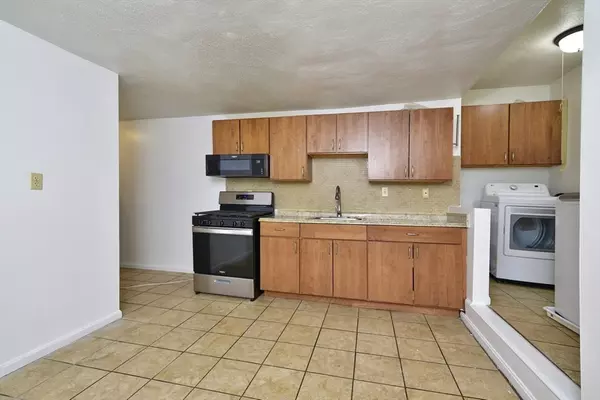 Boston, MA 02121,43 Rosseter St #2