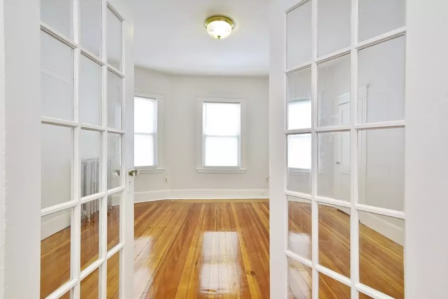 175 Callender St #1, Boston, MA 02124