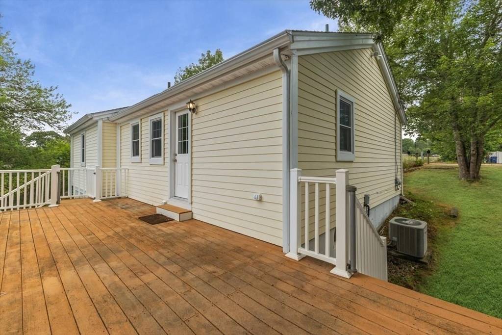 Wareham, MA 02538,11 Peaceful Ln