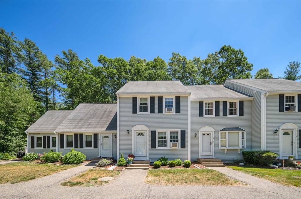 129 North Washington #7, Norton, MA 02766