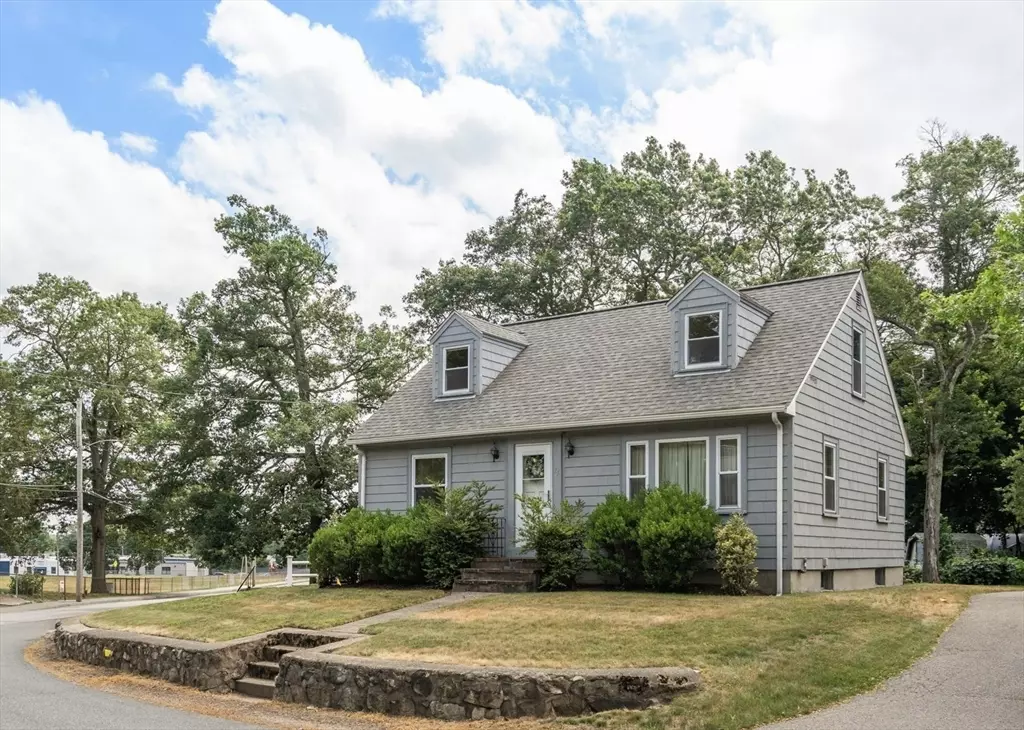 Stoughton, MA 02072,55 Simpson St