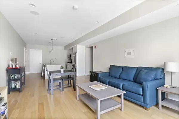 Boston, MA 02127,488 Dorchester Avenue #3F