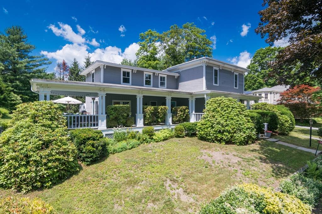 116 High St, Amherst, MA 01002
