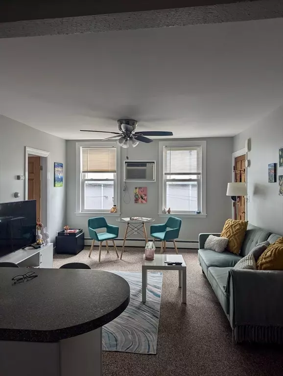 Brookline, MA 02445,20 Roberts Street #4