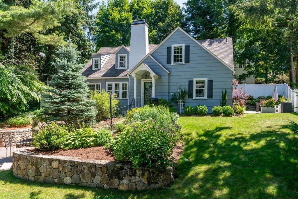28 Cunningham Road, Wellesley, MA 02481
