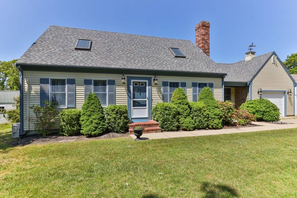 74 Deering Dr, Chatham, MA 02633