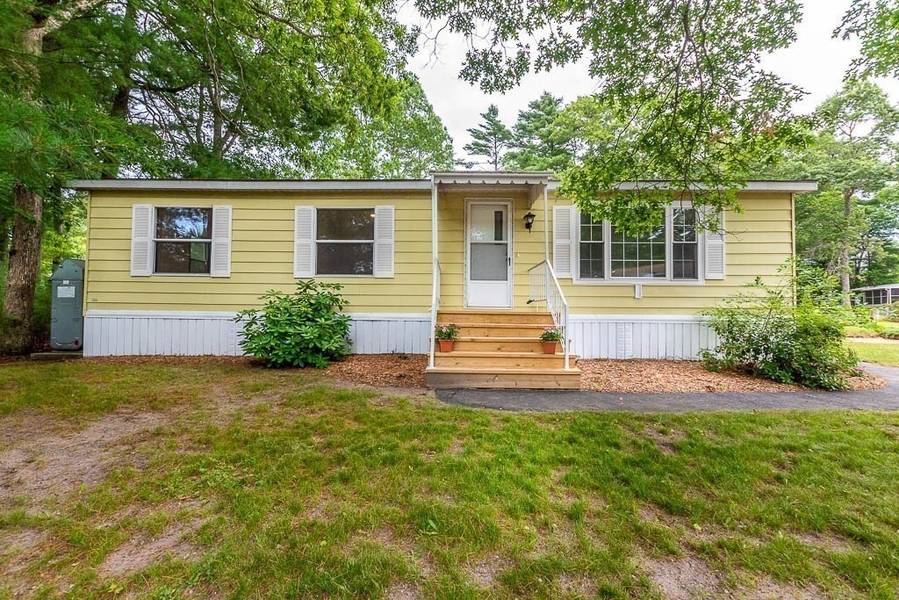13-4 South Meadow Village, Carver, MA 02330