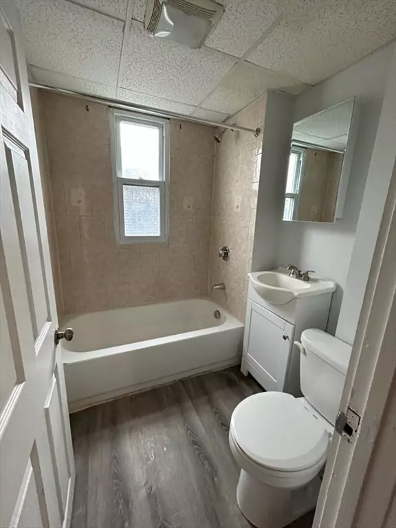 Lowell, MA 01854,10-12 Rockdale Ave #2