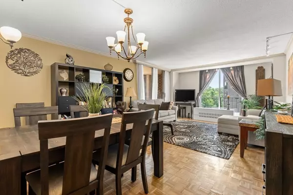 33 Pond Ave #603, Brookline, MA 02445
