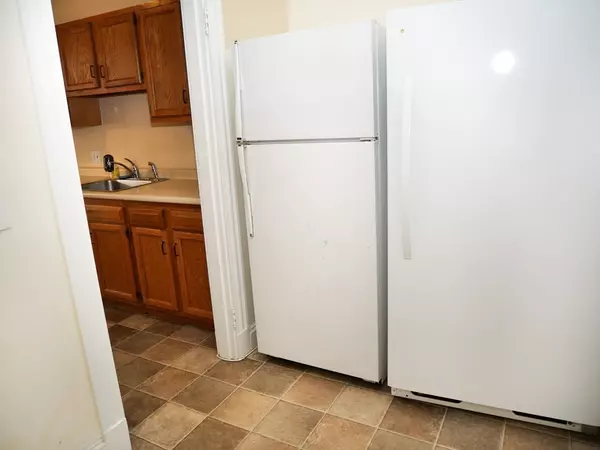 Brookline, MA 02446,223 Saint Paul #2