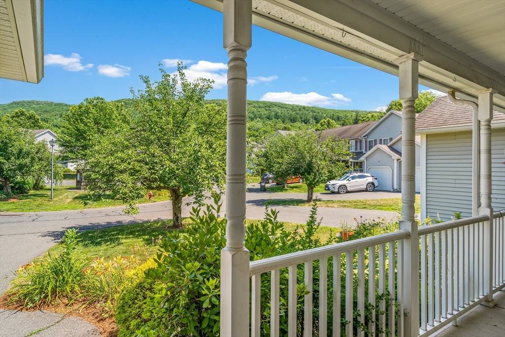 Easthampton, MA 01027,211 East St #18