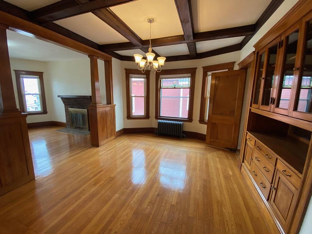 Watertown, MA 02472,24 Clyde Rd #2