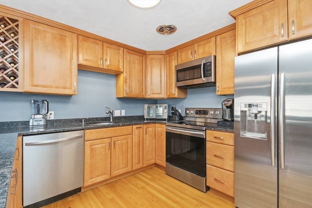 Waltham, MA 02453,40 Whitman Rd #1-3