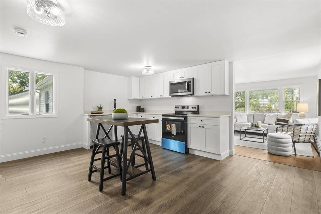 Easton, MA 02375,845 Washington St