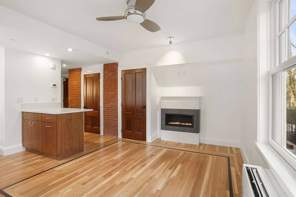 165 Winthrop Road - Half Fee #B, Brookline, MA 02445