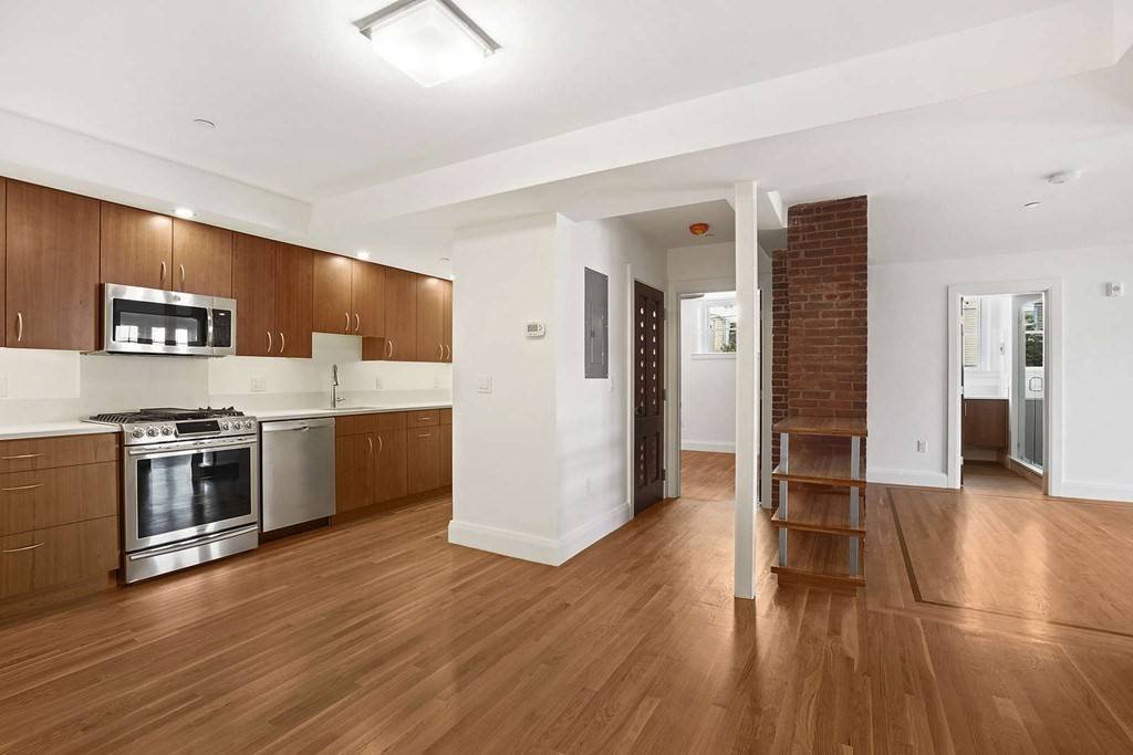 165 Winthrop Road - Half Fee #A, Brookline, MA 02445