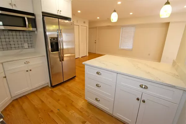 Boston, MA 02122,336 Adams St #12