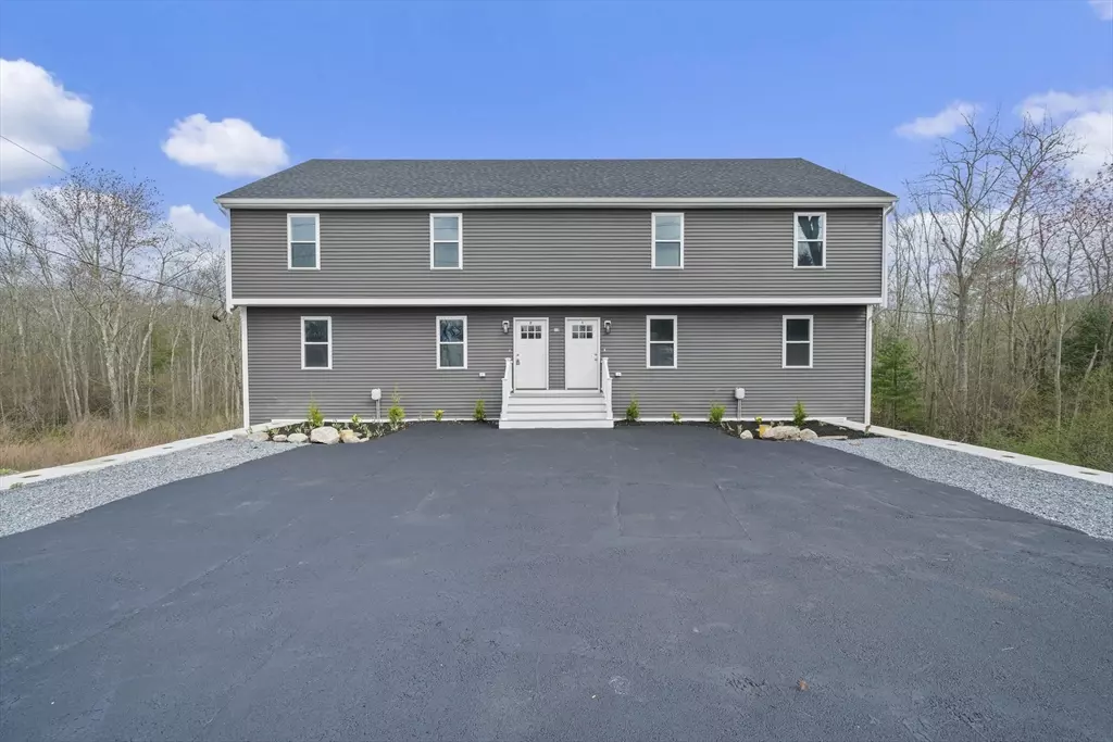 Raynham, MA 02767,13 Broadway #1
