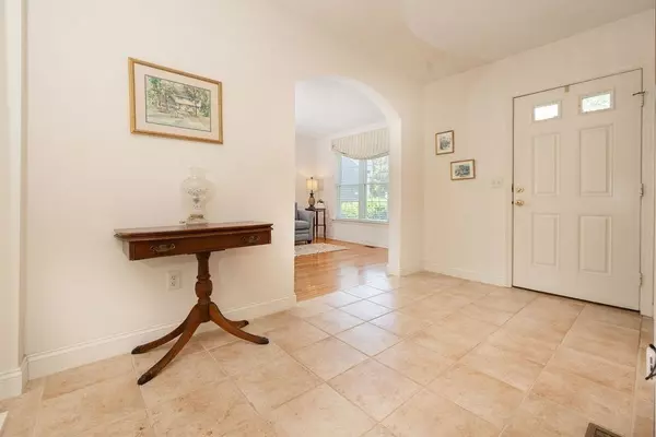 Mashpee, MA 02649,54 Stratford Rdg #54