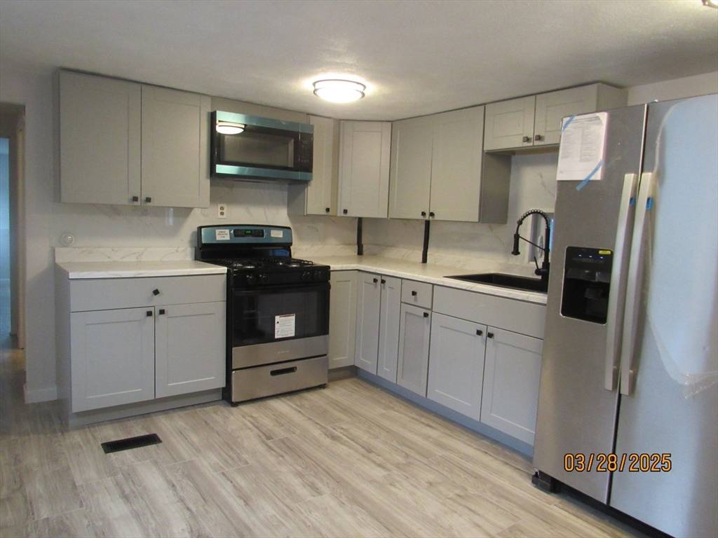 Saugus, MA 01906,846 Broadway (Route 1) #2