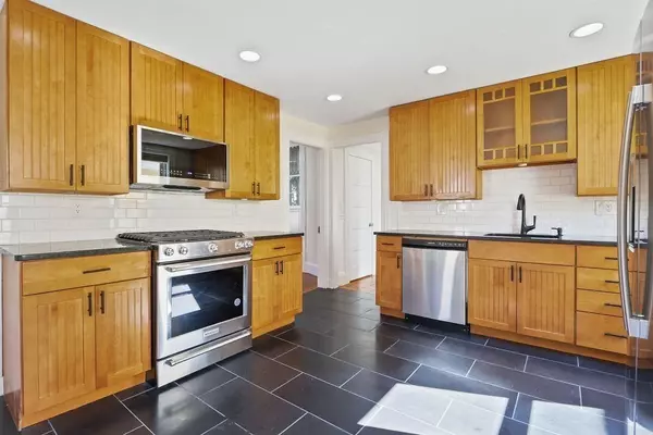 Boston, MA 02125,30 Tuttle St. #2