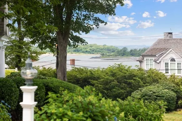 Hingham, MA 02043,26 Bel Air