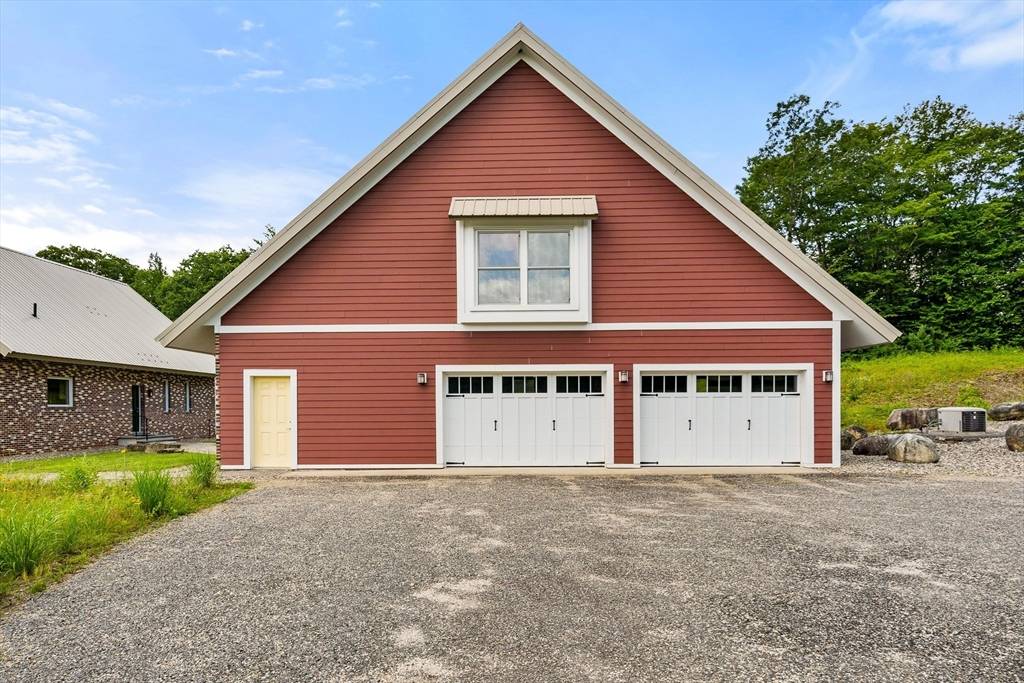 Chesterfield, MA 01096,330 East St