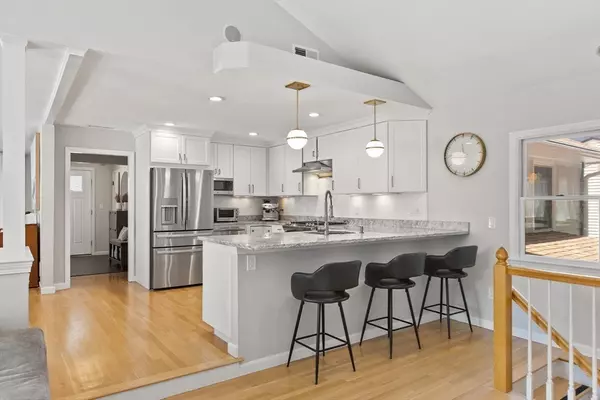 Marblehead, MA 01945,20 Countryside Ln