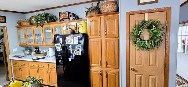 Attleboro, MA 02703,1003 Oak Hill Ave #181