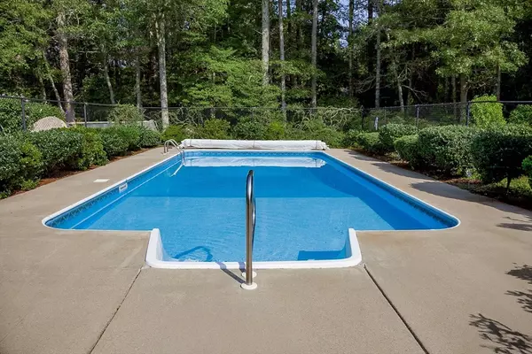 Marion, MA 02738,7 Upland Way