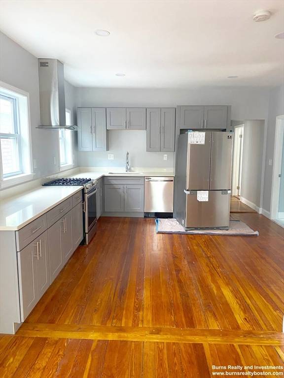 40 Creighton Street #1, Cambridge, MA 02140