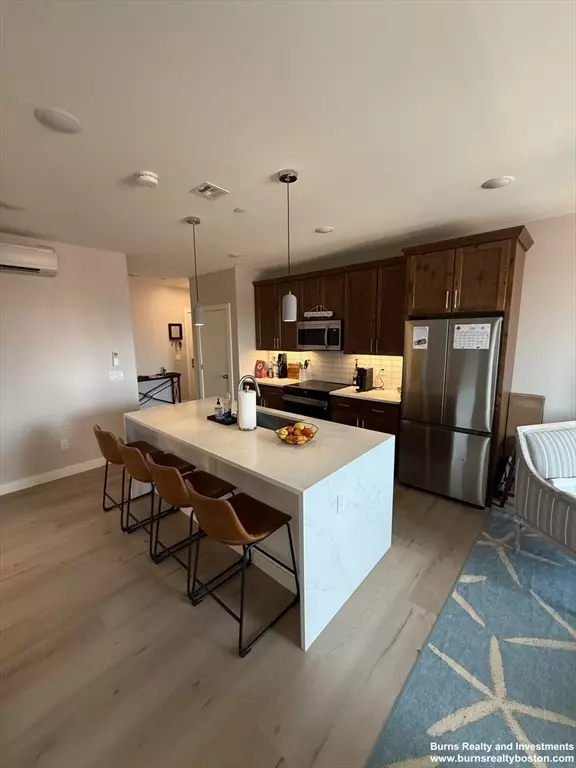 400 W Broadway #306, Boston, MA 02127