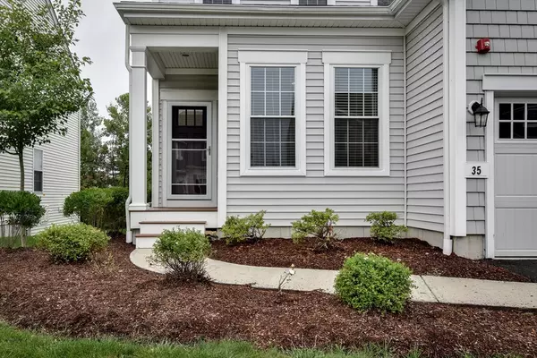 Hopkinton, MA 01748,35 Magnolia Dr #35