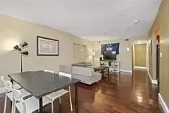 Boston, MA 02118,685 Massachusetts Avenue #1