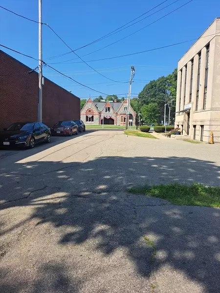 14 Johnson St. #4, Quincy, MA 02169