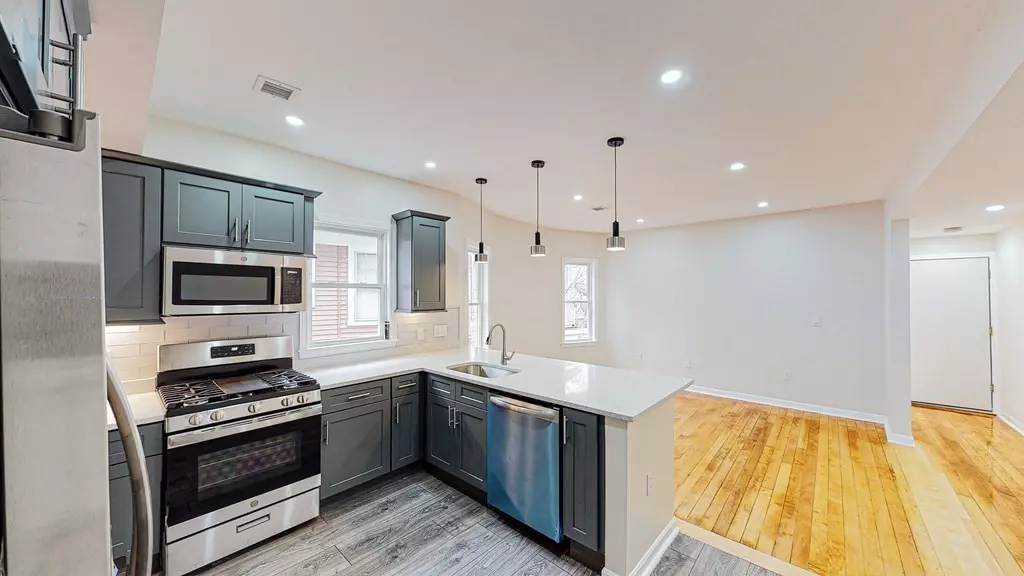 109 Deering  Rd #2, Boston, MA 02126